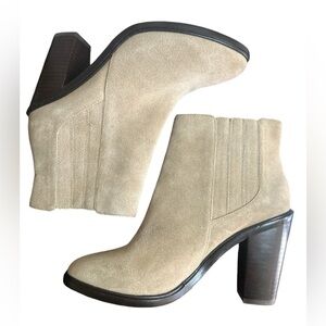 JOIE Cloee Tan Suede Wood Block Heel Chelsea Ankle Boots/Booties Size 39 US 8.5